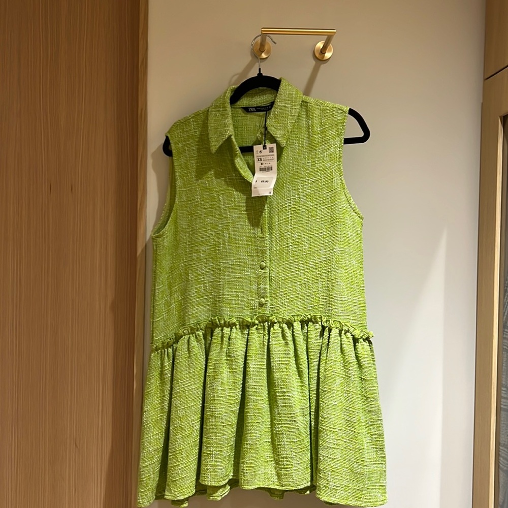 Summer/ spring green tweed Zara dress. Purchased and forgotten in closer